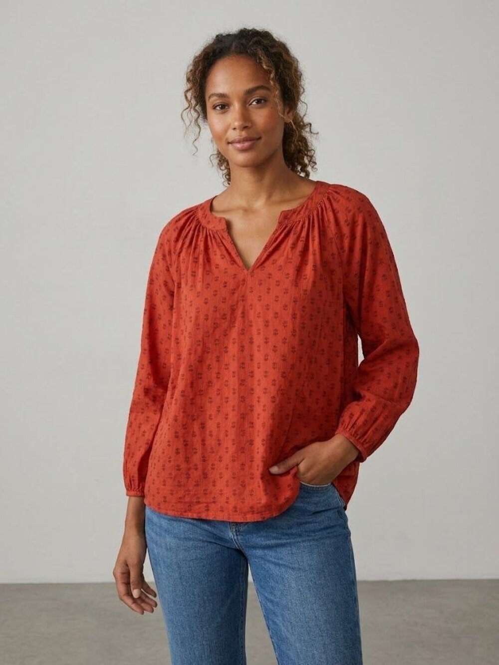 Universal Thread Womens M Red Orange Boho Blouse 3/4 Sleeve Split Neck Print